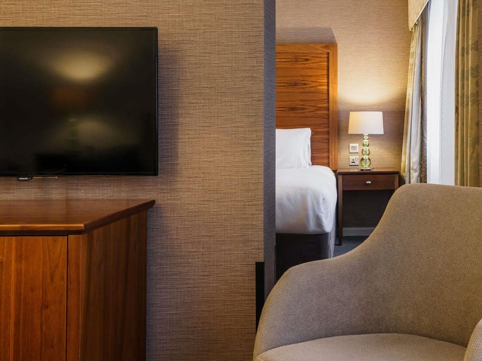 In-room safe, desk, blackout drapes, soundproofing