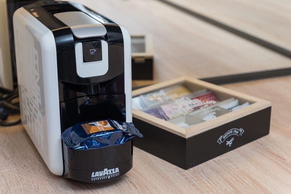 Deluxe Double Room | Coffee and/or coffee maker