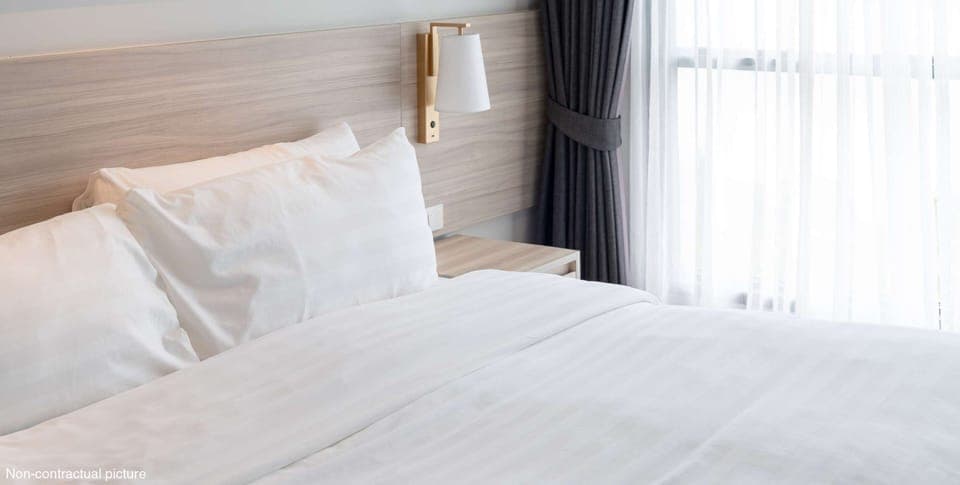 Standard Room, 1 Double Bed (No) | Desk, free cribs/infant beds, free WiFi