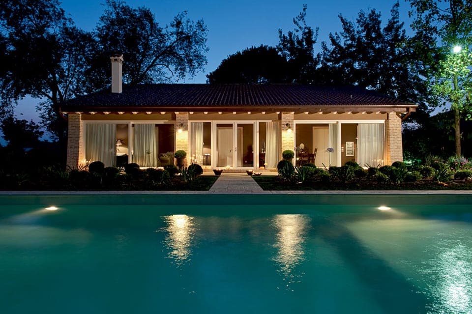 Seasonal outdoor pool, sun loungers