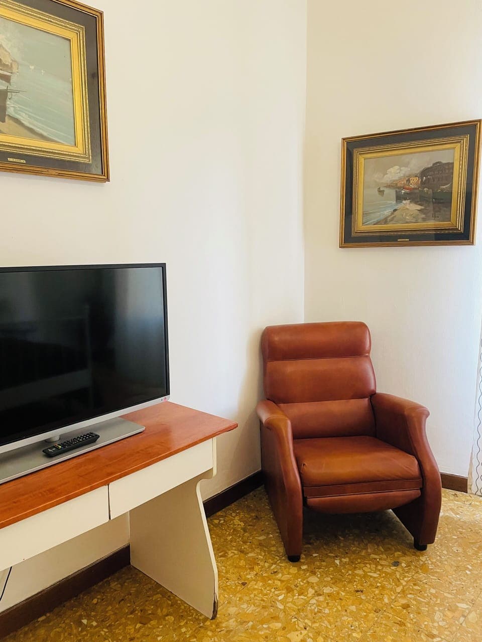 Individually decorated, individually furnished, desk, blackout drapes