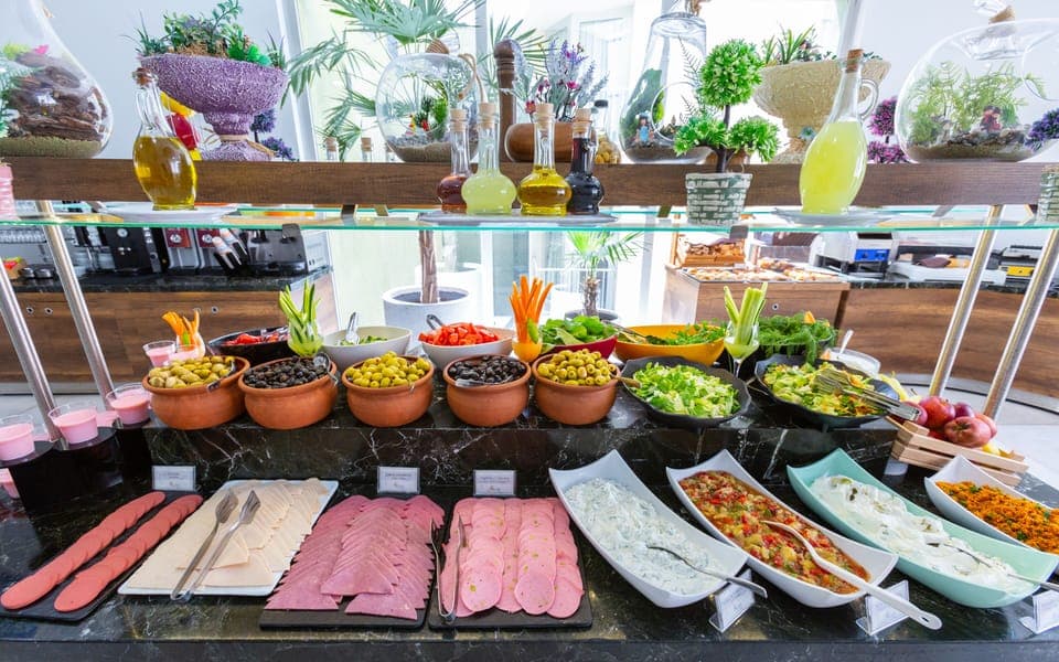 Free daily local cuisine breakfast