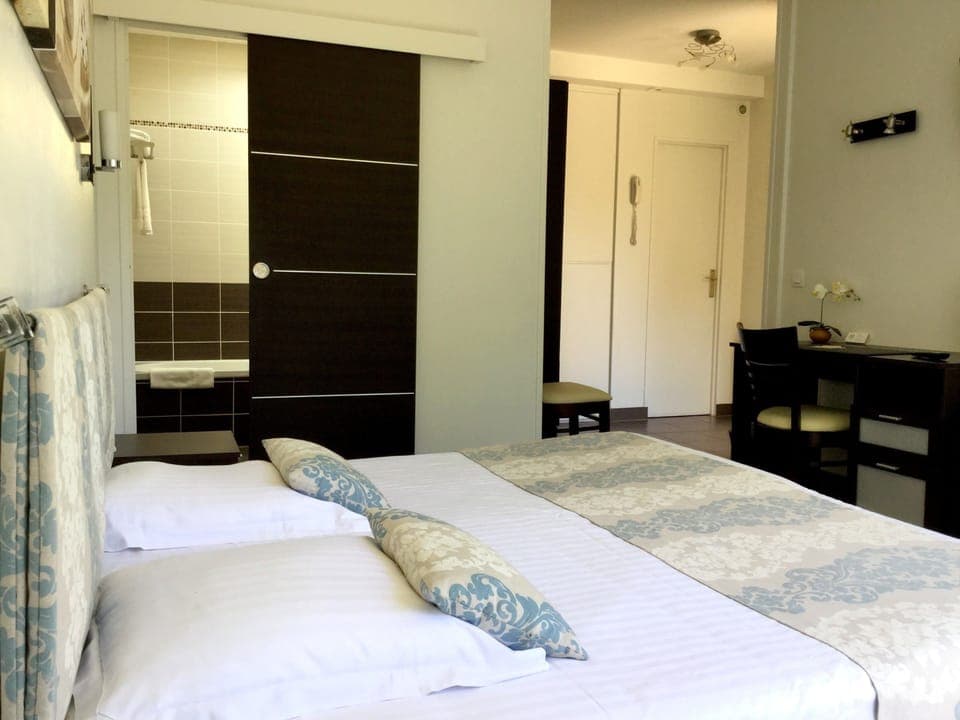 Comfort Double Room, Garden Area | Desk, free WiFi