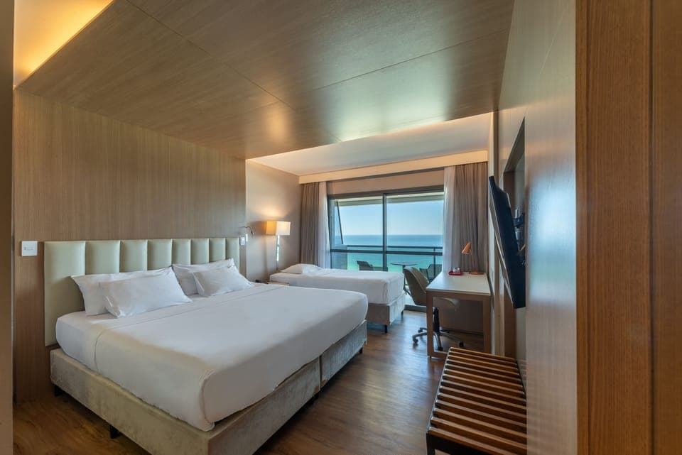 Triple Room (Stilo Vista Mar) | Hypo-allergenic bedding, minibar, in-room safe, desk