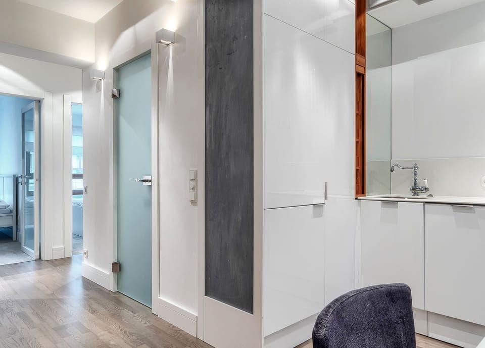 Apartment | Private kitchen | Fridge, stovetop, dishwasher, coffee/tea maker