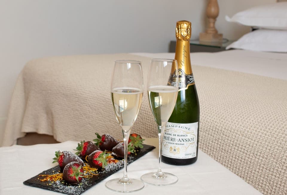 Room service - dining