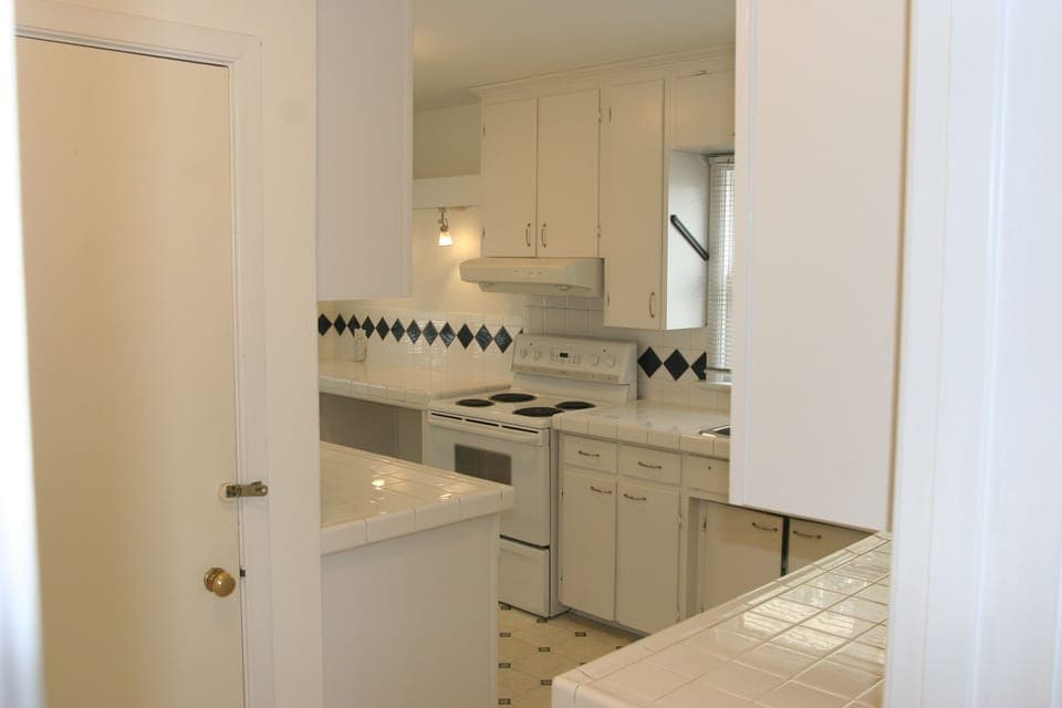 Premium House, 4 Bedrooms, River View, Overwater | Private kitchen | Full-size fridge, microwave, oven, stovetop