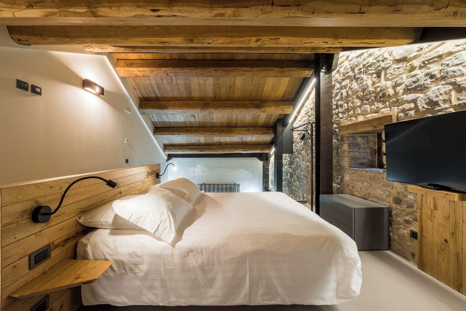 Signature Suite | Minibar, in-room safe, soundproofing, cribs/infant beds