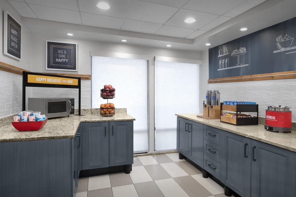 Free daily buffet breakfast