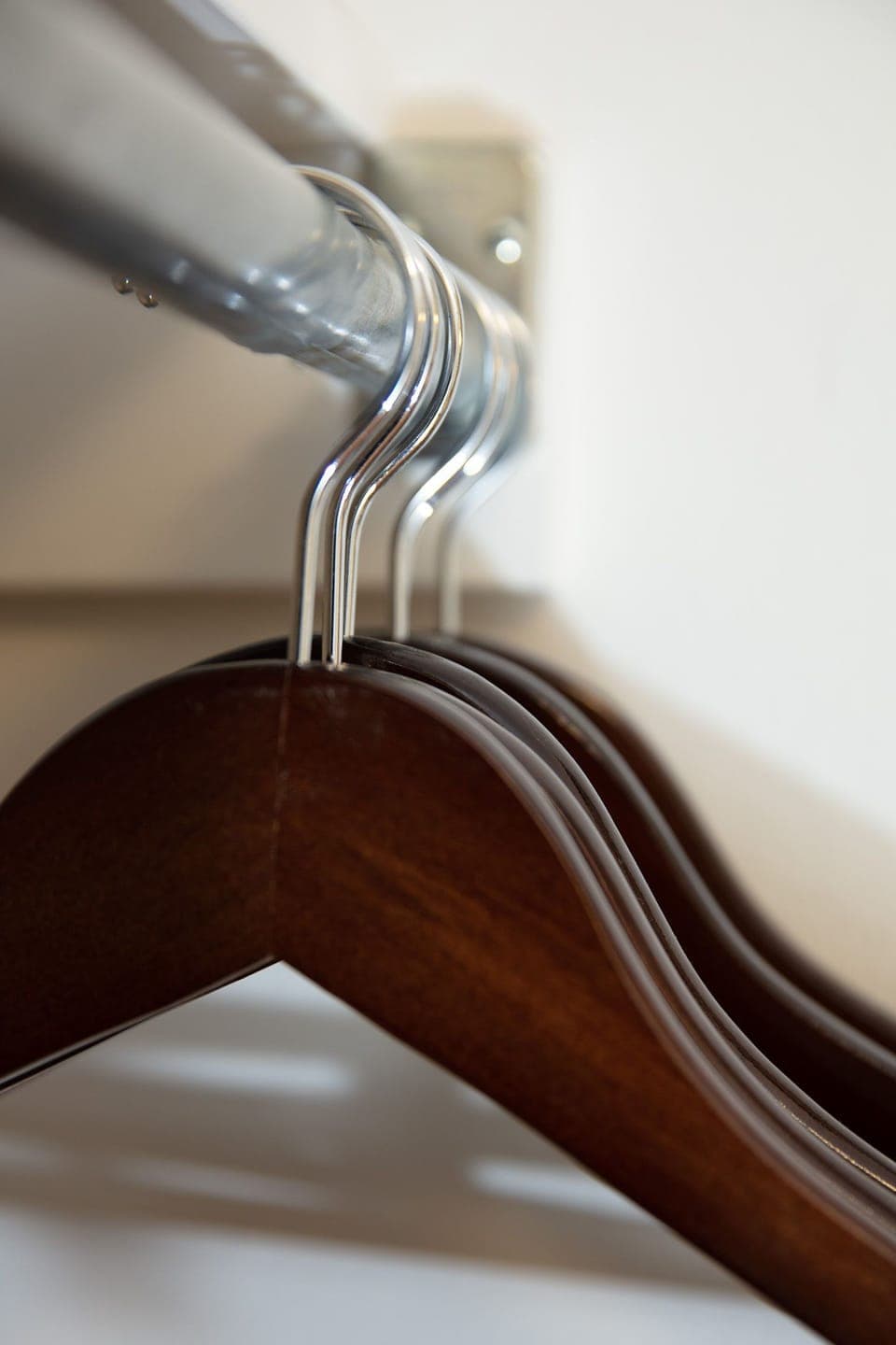 Desk, soundproofing, free WiFi, bed sheets