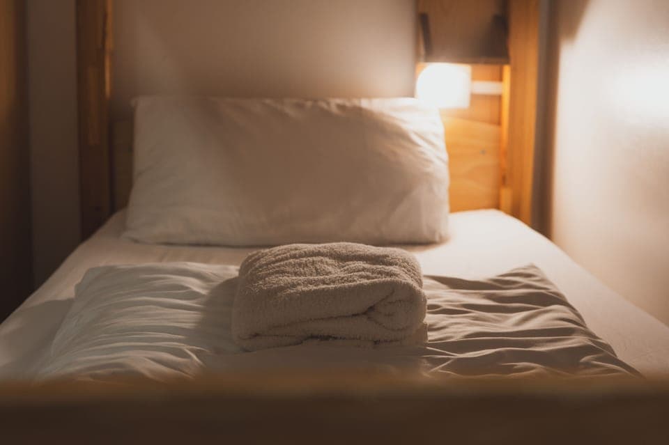 Free WiFi, bed sheets