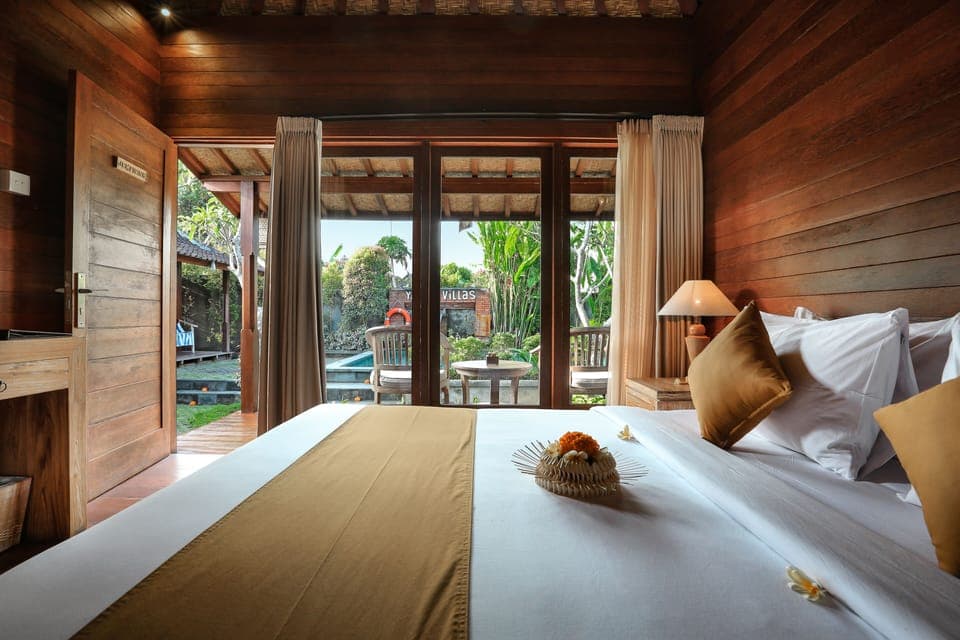 Deluxe Double Room | In-room safe, free WiFi, bed sheets