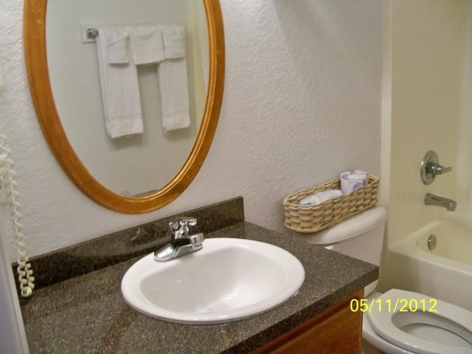 Hair dryer, towels
