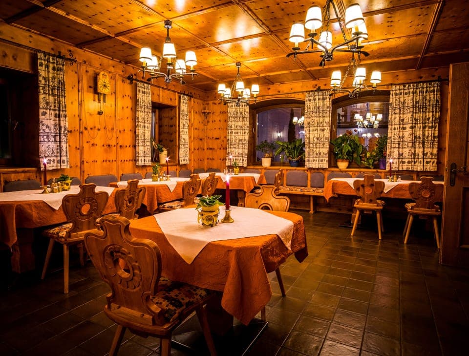 Local and international cuisine