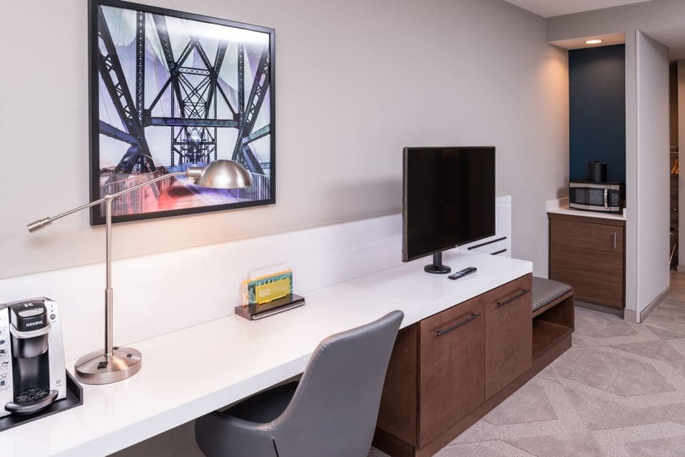 Premium bedding, pillowtop beds, in-room safe, free WiFi