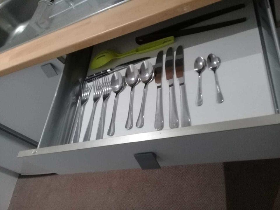 Shared fridge, microwave, cookware/dishes/utensils