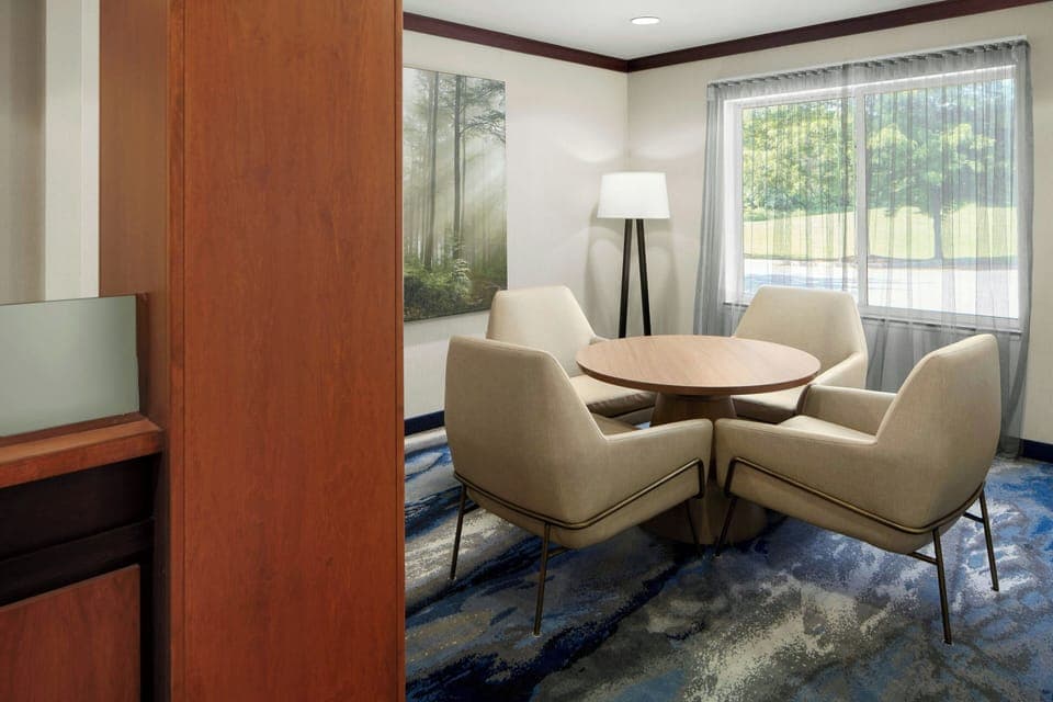 Lobby lounge