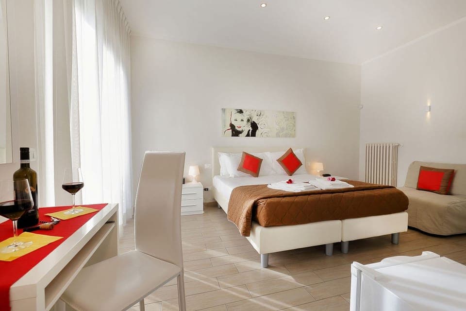 Superior Double or Twin Room, Jetted Tub | Minibar, in-room safe, individually decorated, individually furnished