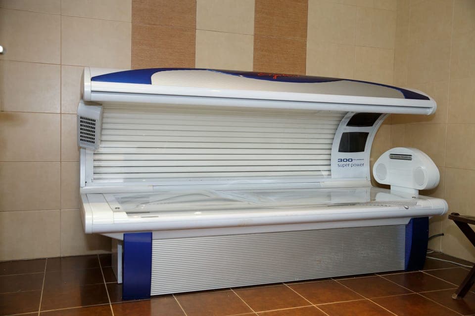 Sauna, steam room, body treatments, aromatherapy, facials