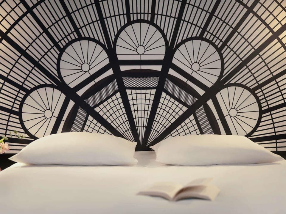 Privilege, Room, 1 Double Bed | In-room safe, desk, soundproofing, iron/ironing board