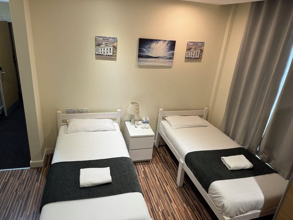 Iron/ironing board, free WiFi, bed sheets