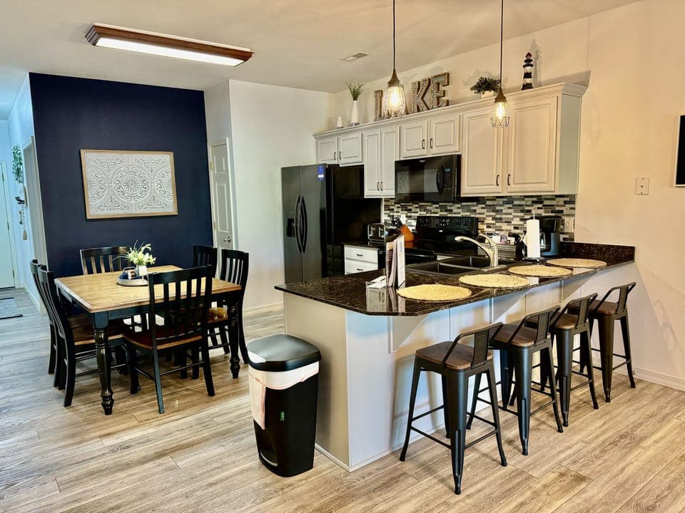 Condo, 3 Bedrooms | Private kitchen | Fridge, microwave, dishwasher, coffee/tea maker