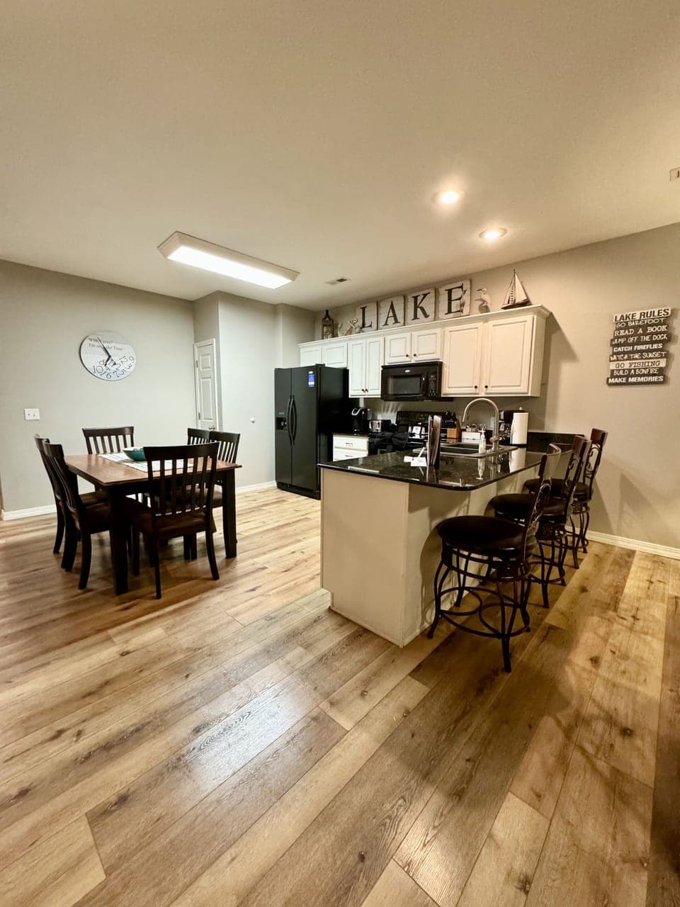 Condo, 3 Bedrooms | Dining