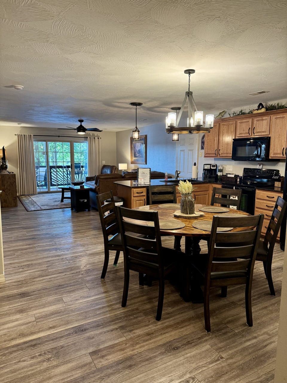 Condo, 3 Bedrooms | Interior