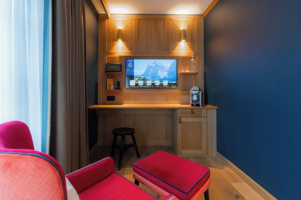 Double Room, Accessible | Premium bedding, in-room safe, soundproofing, free WiFi