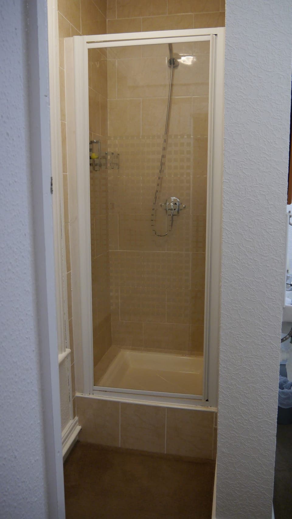 Standard Double Room | Bathroom | Free toiletries, hair dryer, towels, soap