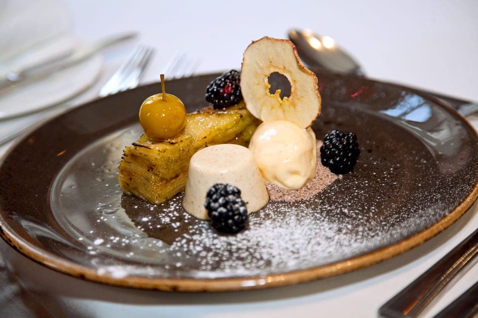 Breakfast, lunch and dinner served