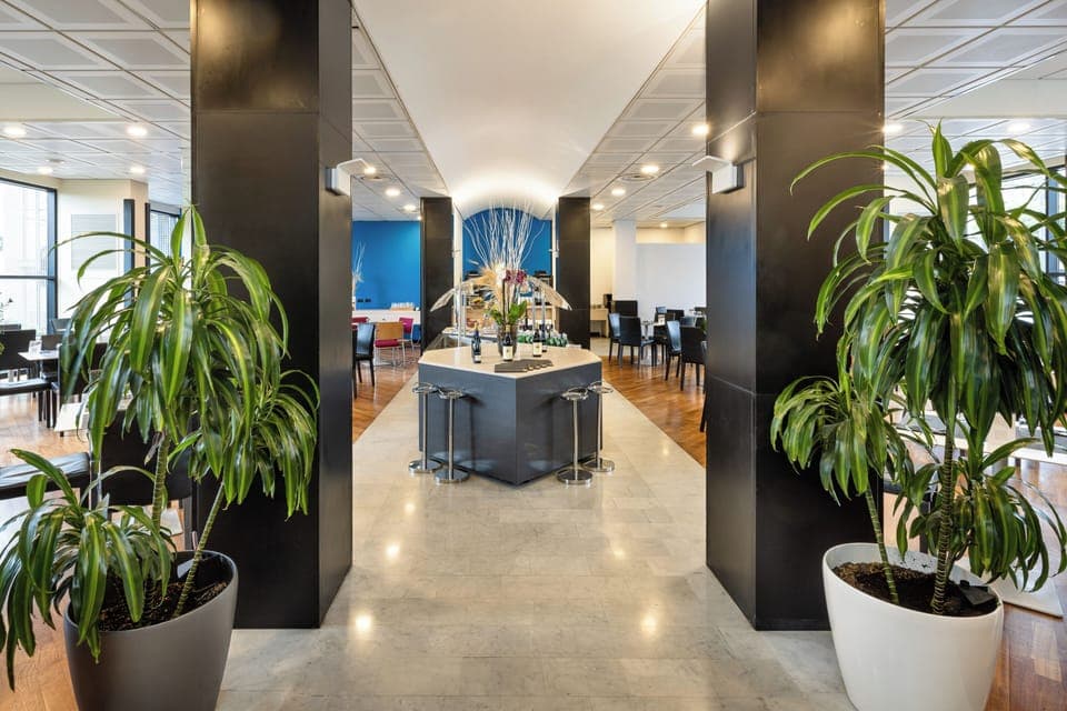 Breakfast, lunch, dinner served; Mediterranean cuisine 