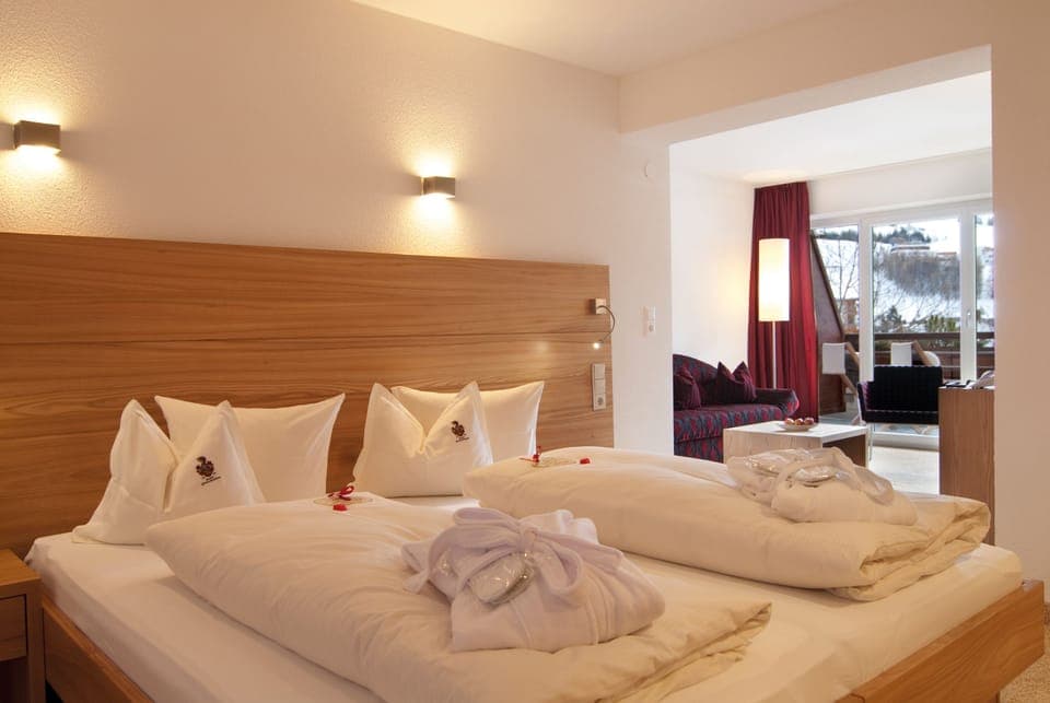 Comfort Suite | In-room safe, soundproofing, rollaway beds, free WiFi