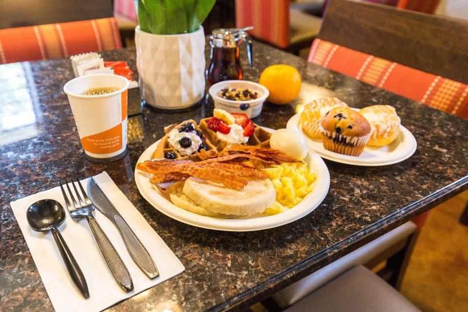 Free daily continental breakfast