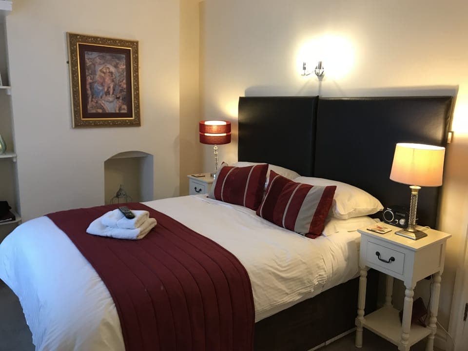 1 bedroom, Frette Italian sheets, premium bedding, iron/ironing board