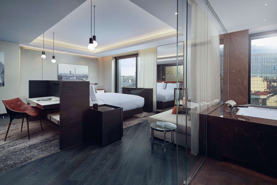 Presidential Suite, 1 King Bed | Hypo-allergenic bedding, minibar, in-room safe, desk