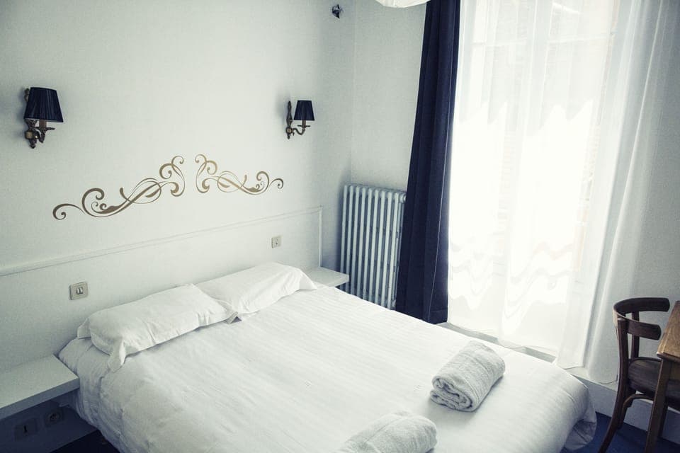 Standard Double Room | Desk, blackout drapes, soundproofing, cribs/infant beds