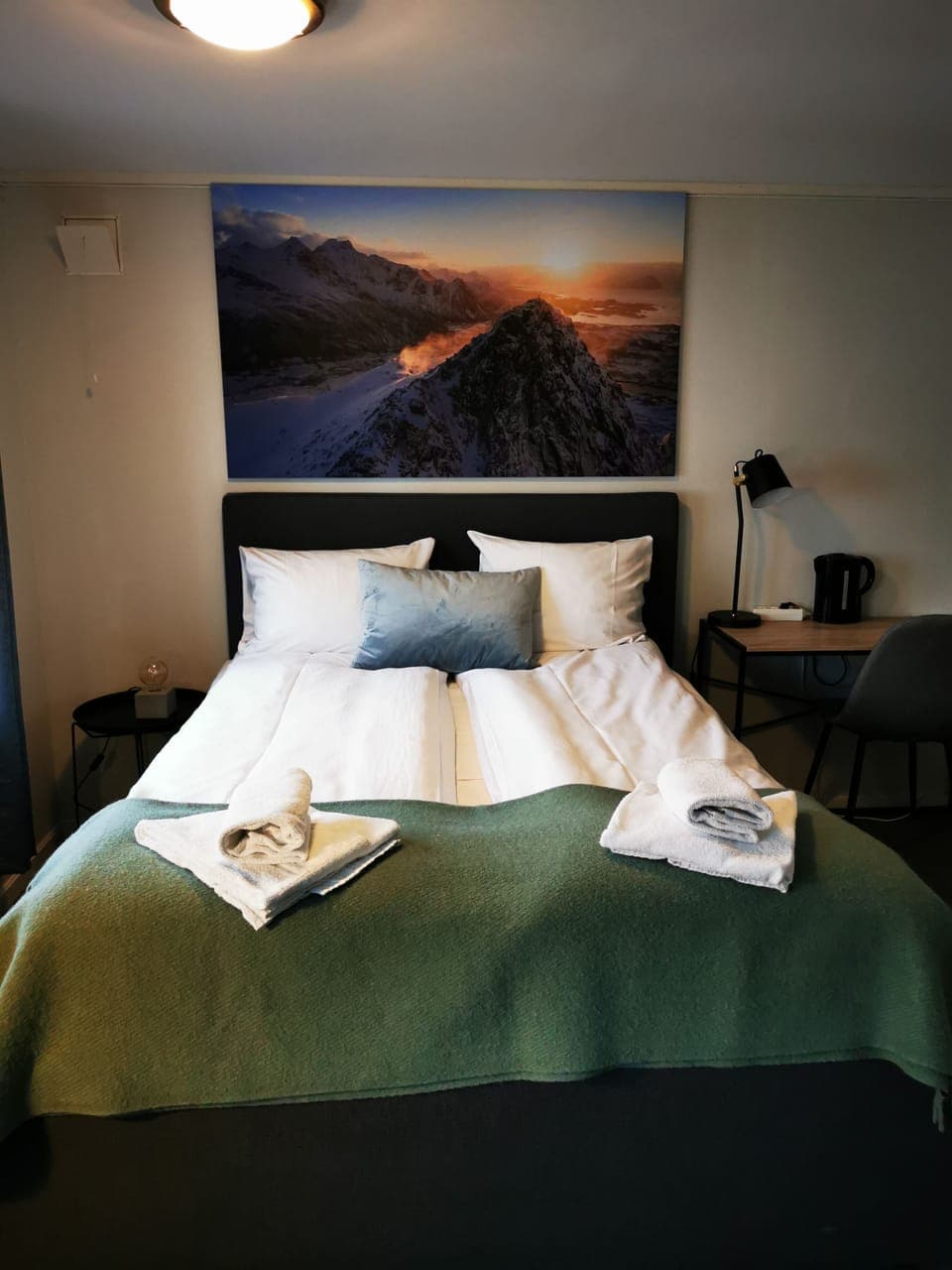 Superior Double Room, City View | Premium bedding, desk, blackout drapes, soundproofing