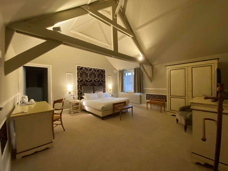 Standard Apartment, 2 Twin Beds, Non Smoking | Premium bedding, minibar, in-room safe, individually furnished