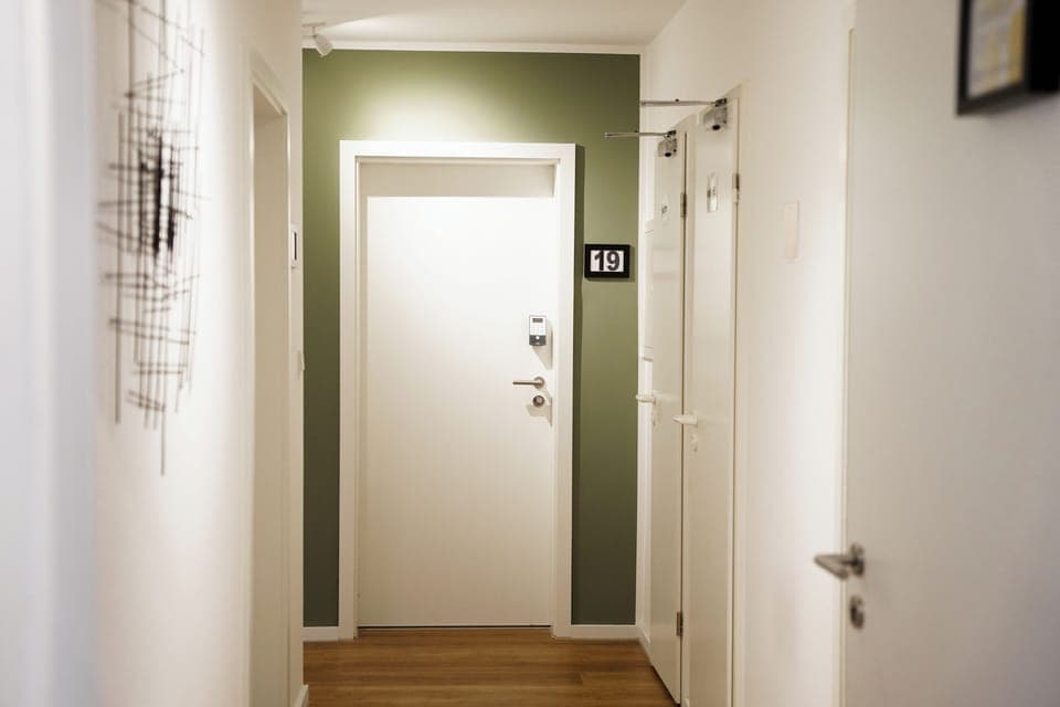 Twin Room, Shared Bathroom | Desk, free WiFi, bed sheets