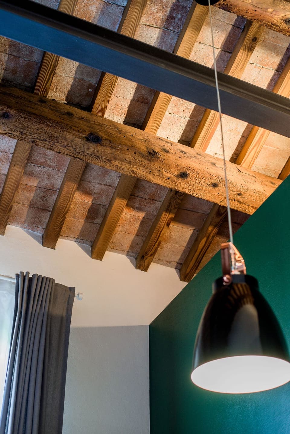 Double Room | Desk, laptop workspace, blackout drapes, iron/ironing board