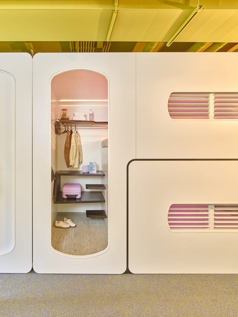 Double Room, 1 Queen Bed, Shared Bathroom | Iron/ironing board, free WiFi, bed sheets