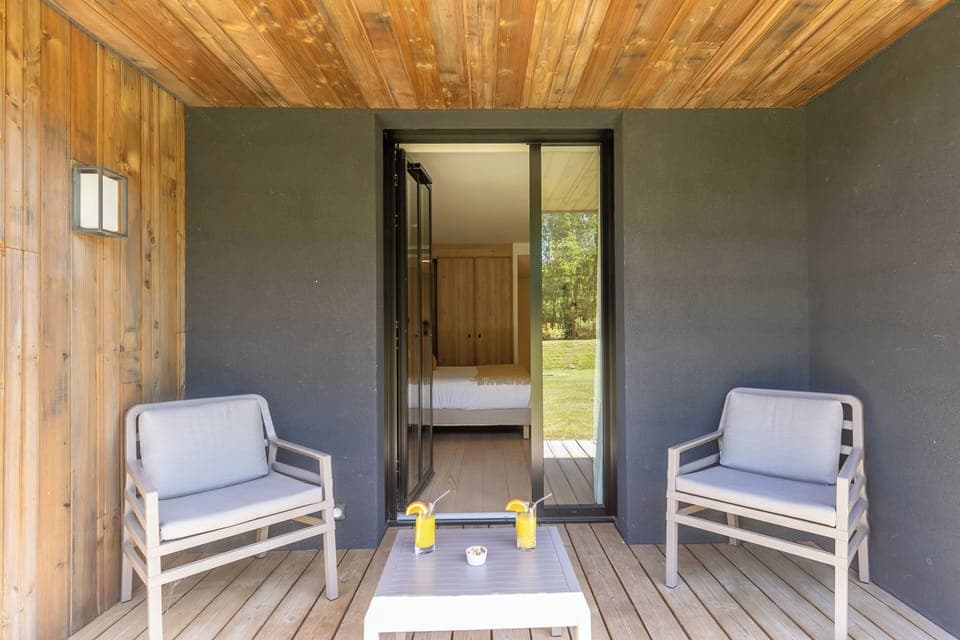 Premium bedding, individually decorated, individually furnished, desk