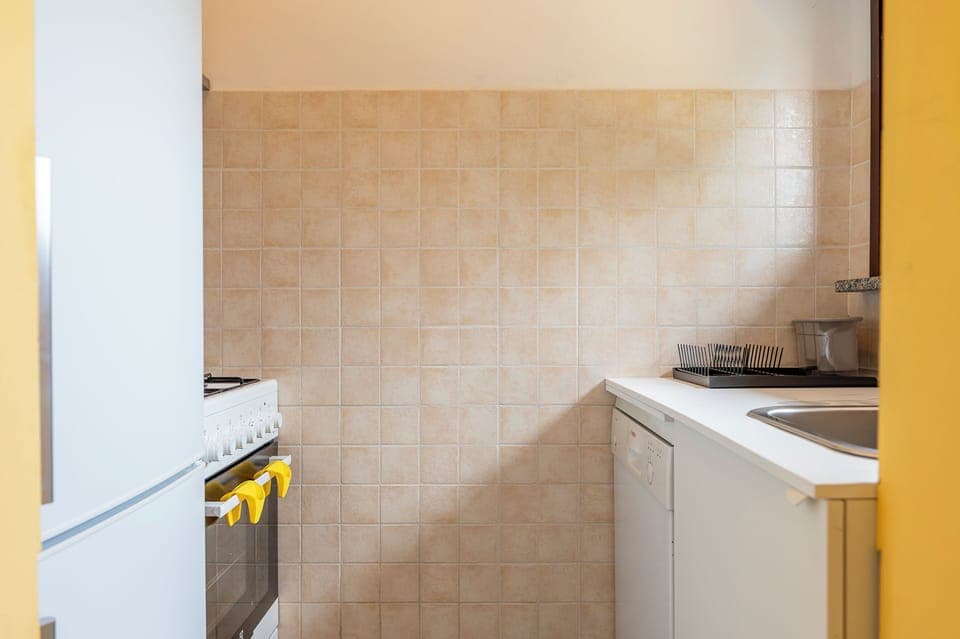 Standard Apartment, 2 Bedrooms, Balcony, Vineyard View | Private kitchen