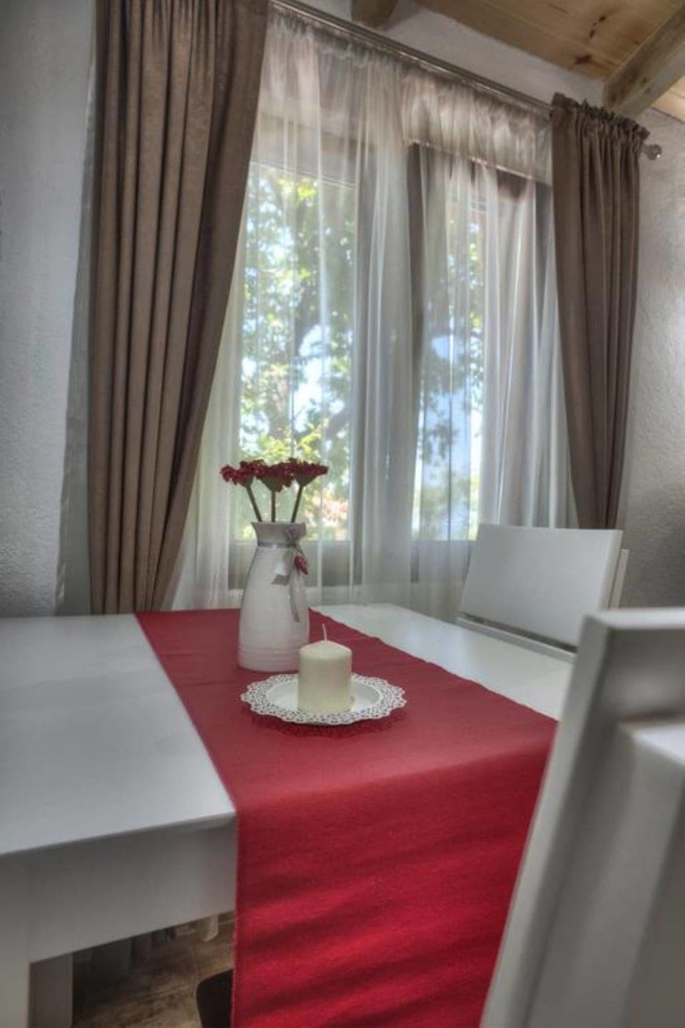 Studio, Pool View | Premium bedding, individually decorated, individually furnished, desk