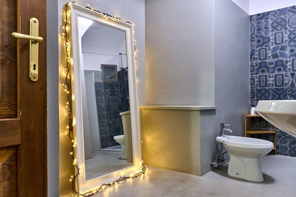 Shower, free toiletries, hair dryer, bathrobes