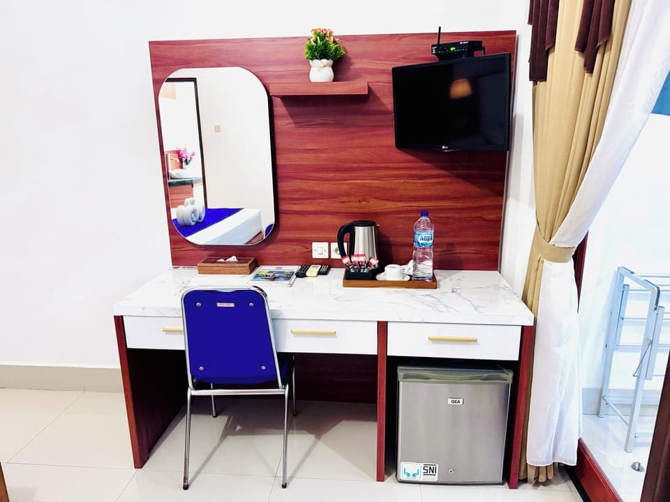 Superior Double Room, Garden View | Premium bedding, minibar, desk, soundproofing