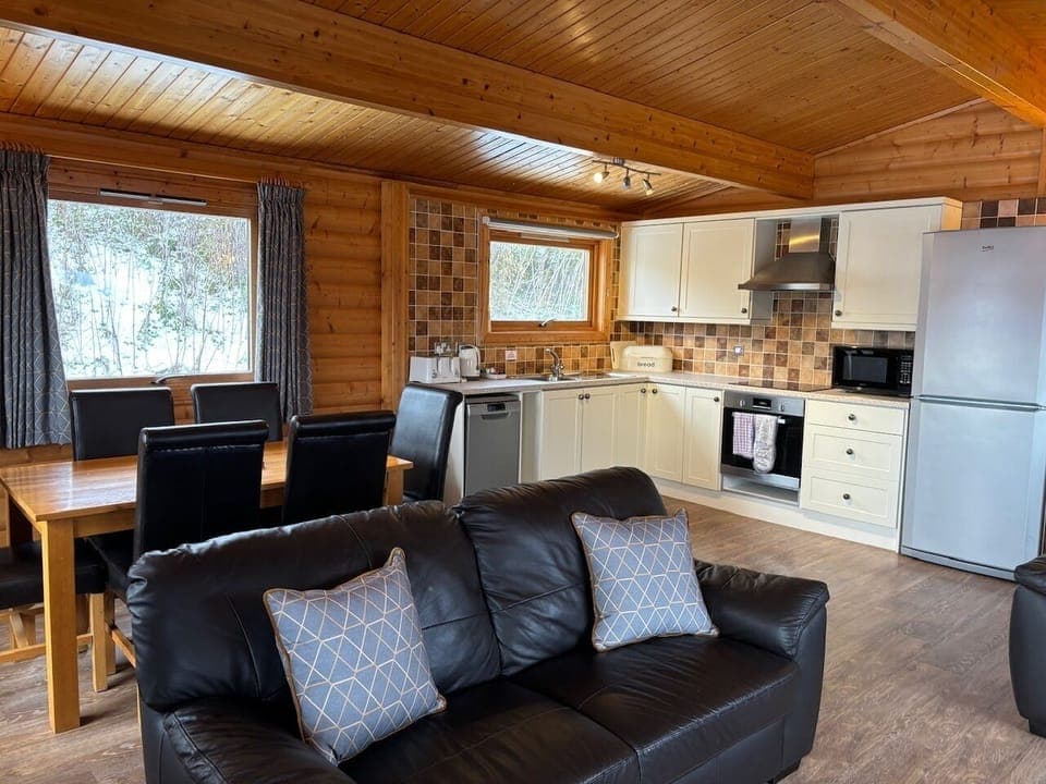 Classic Chalet | Living area | TV