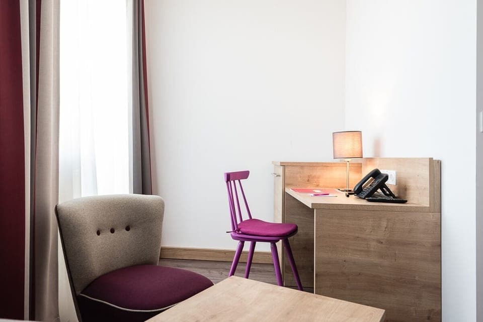 42-inch flat-screen TV with satellite channels, TV