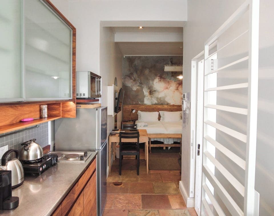 Laanhof 4 Studio Apartment | Premium bedding, in-room safe, individually decorated